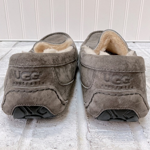 UGG Ascot Suede Slippers in Grey Heather - Picture 11 of 13